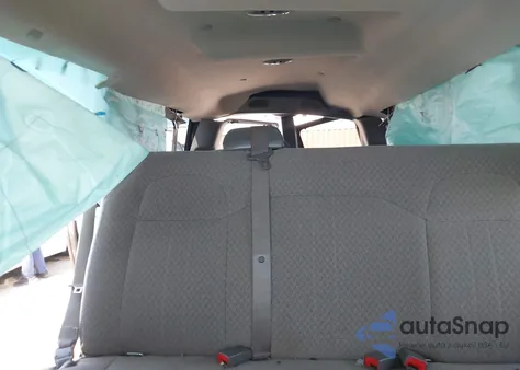 2020 Chevrolet Express Passenger Rwd 3500 Extended Wheelbase Lt z USA, uszkodzony, nr VIN 1GAZGPFG0L1118010